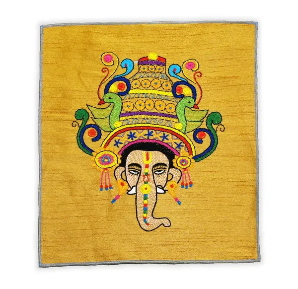 Golden_Hand_Embroidered_Lord_Ganesha_Face_Applique