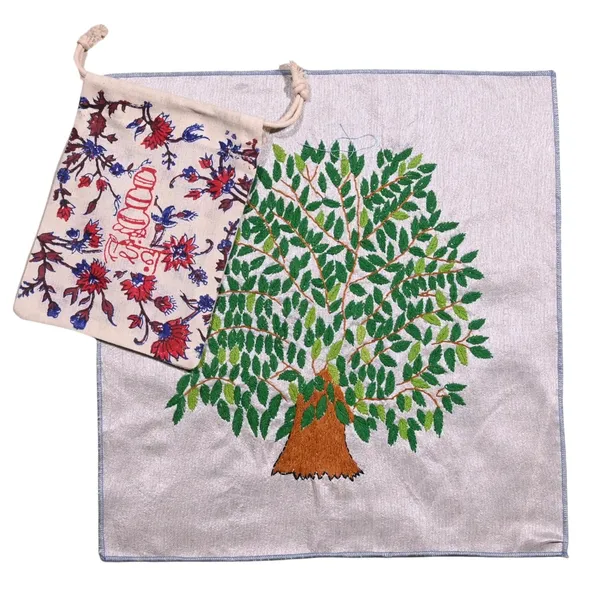 Indha_Peepal_Tree_Hand_Embroidery_Panel_–_Sacred_Tree_Motif_on_Dupion_Silk_|_Nature-Inspired_Decor_|_Spiritual_Gift