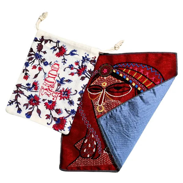 Indha_Decorated_Royal_Elephant_Head_Hand_Embroidery_Panel_–_Festive_Motif_on_Dupion_Silk_|_Cultural_Decor_|_Gift_&_DIY