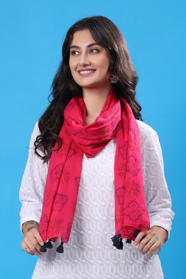 INDHA_Stole_|_Pink_Voil_Cotton_Stole_|_Hand_Block_Printed_Blue_&_Red_Gemetric_Pattern_|_Hand_Block_Printed_Stole_|_Stoles_for_Women_|_Ethnic_Stoles_|_Gifting_|_Fashion_Wear_|_Indo_Western_Stole_|_Fashion_Accessory_|_Light_Weight_Voil_Fabric