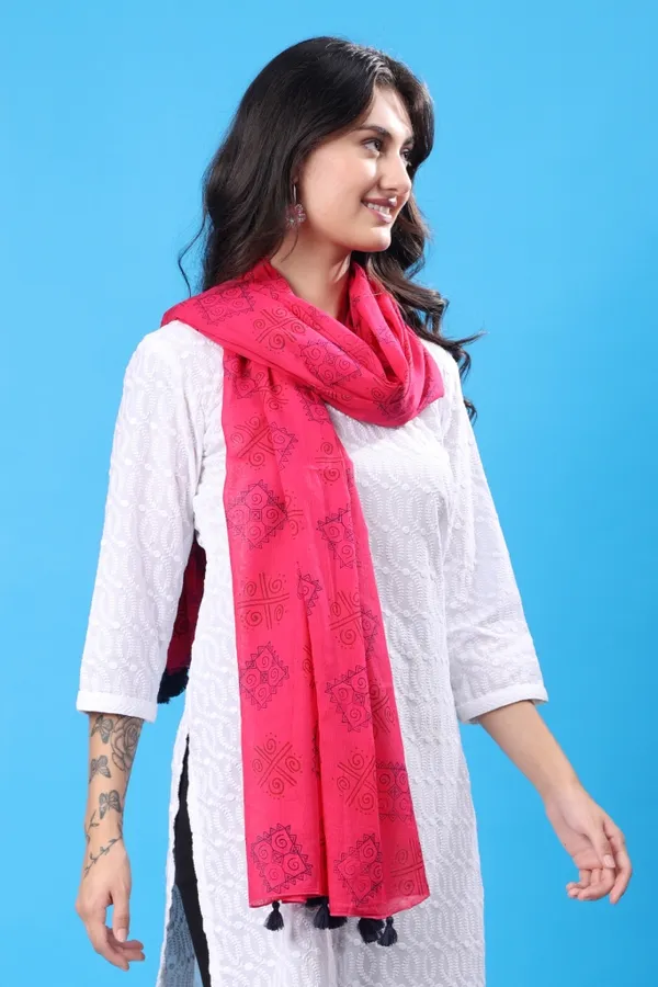 INDHA_Stole_|_Pink_Voil_Cotton_Stole_|_Hand_Block_Printed_Blue_&_Red_Gemetric_Pattern_|_Hand_Block_Printed_Stole_|_Stoles_for_Women_|_Ethnic_Stoles_|_Gifting_|_Fashion_Wear_|_Indo_Western_Stole_|_Fashion_Accessory_|_Light_Weight_Voil_Fabric