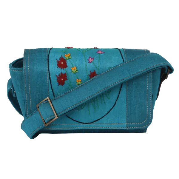 Indha_Aquamarine_Blue_Hand_Embroidered_Floral_Box_Shape_Shoulder_Bag_for_Women|Dupian_Silk
