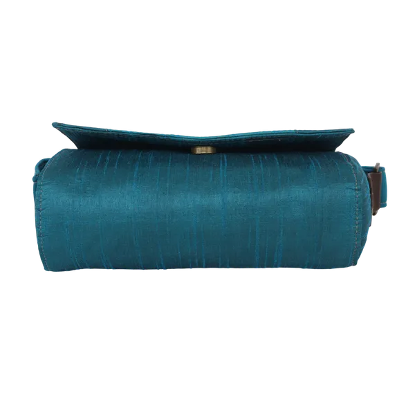 Indha_Aquamarine_Blue_Hand_Embroidered_Floral_Box_Shape_Shoulder_Bag_for_Women|Dupian_Silk