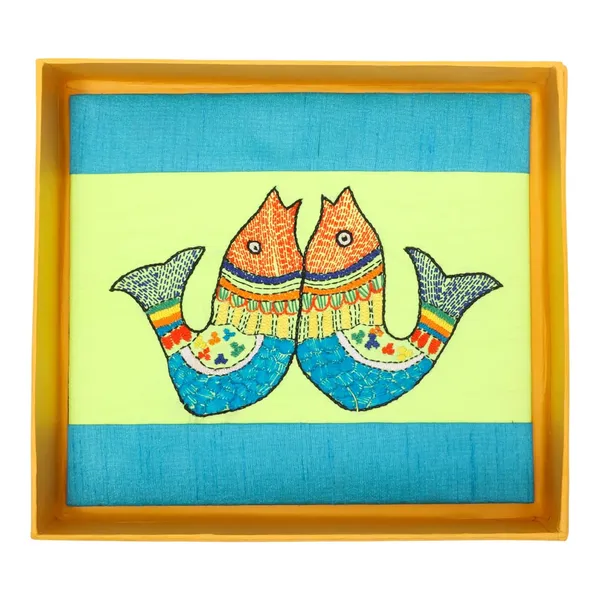 Indha_Hand-Embroidered_Madhubani_Fish_Artwork_on_Silk_with_Wooden_Easel_|_Handmade_Indian_Art_D�cor_|_Table_&_Desk_Showpiece_|_Unique_Gift_for_Home,_Office_&_Travellers_|_Cultural_Gift_from_India