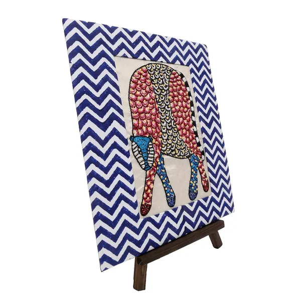 Indha_Hand-Embroidered_Gond_Leopard_Textile_Art_on_Silk_with_Hand_Block-Printed_Frame_&_Wooden_Easel_|_Handmade_Indian_Table_D�cor_|_Cultural_Gift_for_Home,_Office_&_Travellers_|_Made_in_India