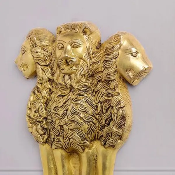 Golden_Brass_Ashok_Stambh_For_Home_Decor