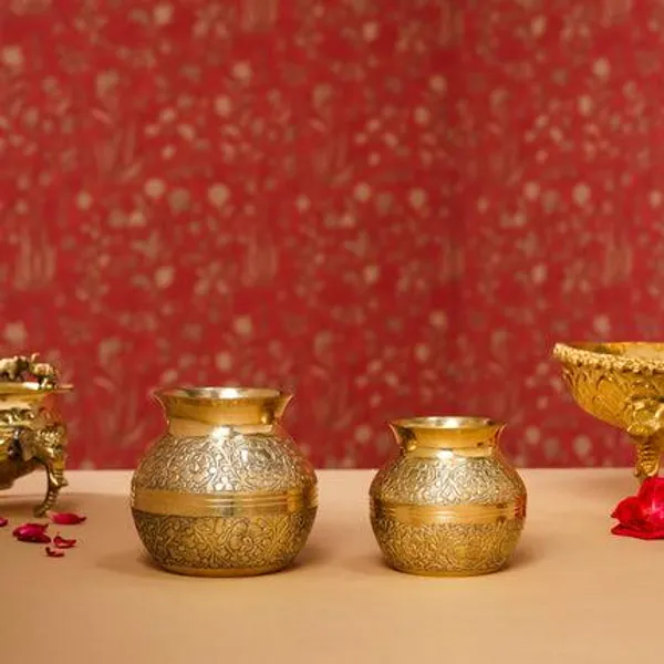Golden_Brass_Royal_Kalash_For_Pooja
