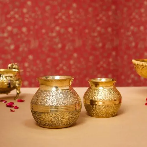 Golden_Brass_Traditional_Pooja_Kalash_Pot