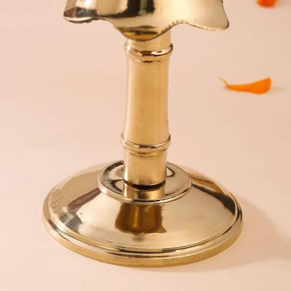 Golden_Brass_Decorative_Lotus_Diya