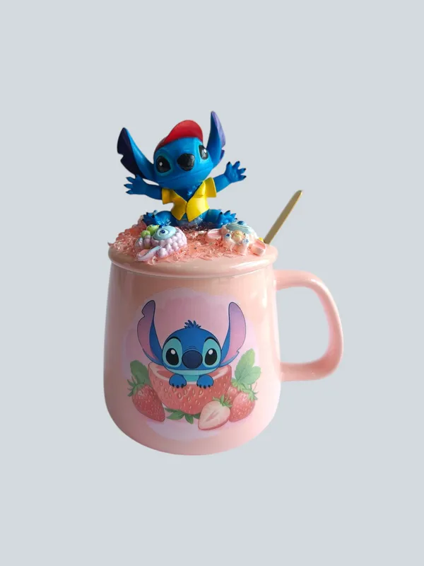 Stitch_3D-_Mug_&_Lid_Set_-_Waistcoat_Strawberry_Edition