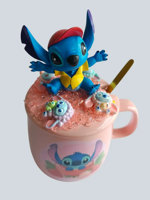 Stitch_3D-_Mug_&_Lid_Set_-_Waistcoat_Strawberry_Edition