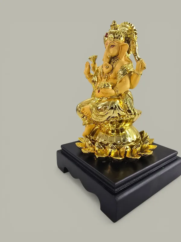 Golden_Polyresin_Premium_&_Elegant_Ganesha