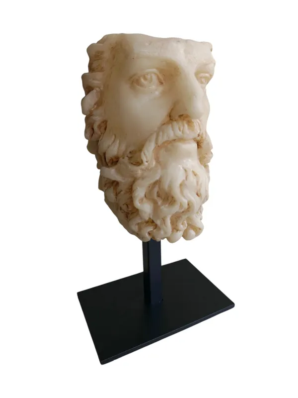 Classic_Zeus_Face_Bust_on_Stand_(Vintage_Cream)