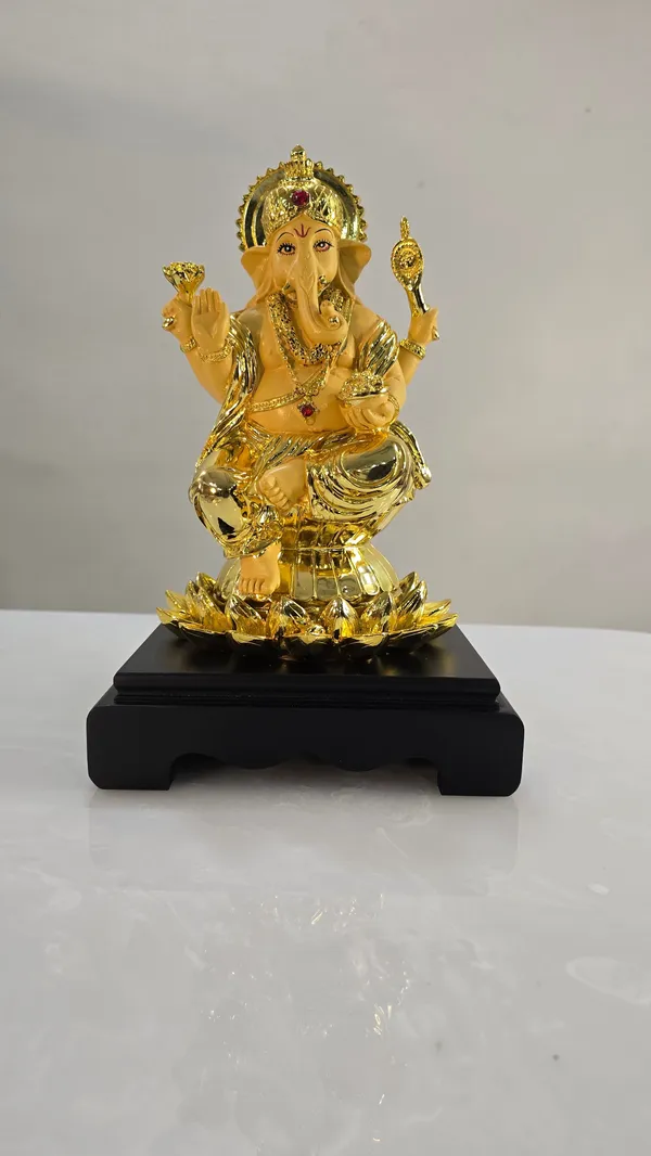 Golden_Polyresin_Premium_&_Elegant_Ganesha
