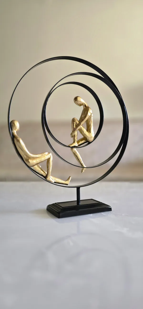Golden_&_Black_Polyresin_Premium_&_Elegant_Figurine
