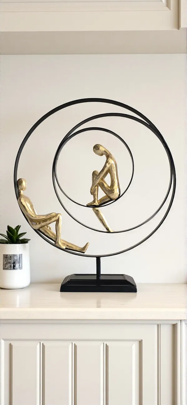 Golden_&_Black_Polyresin_Premium_&_Elegant_Figurine
