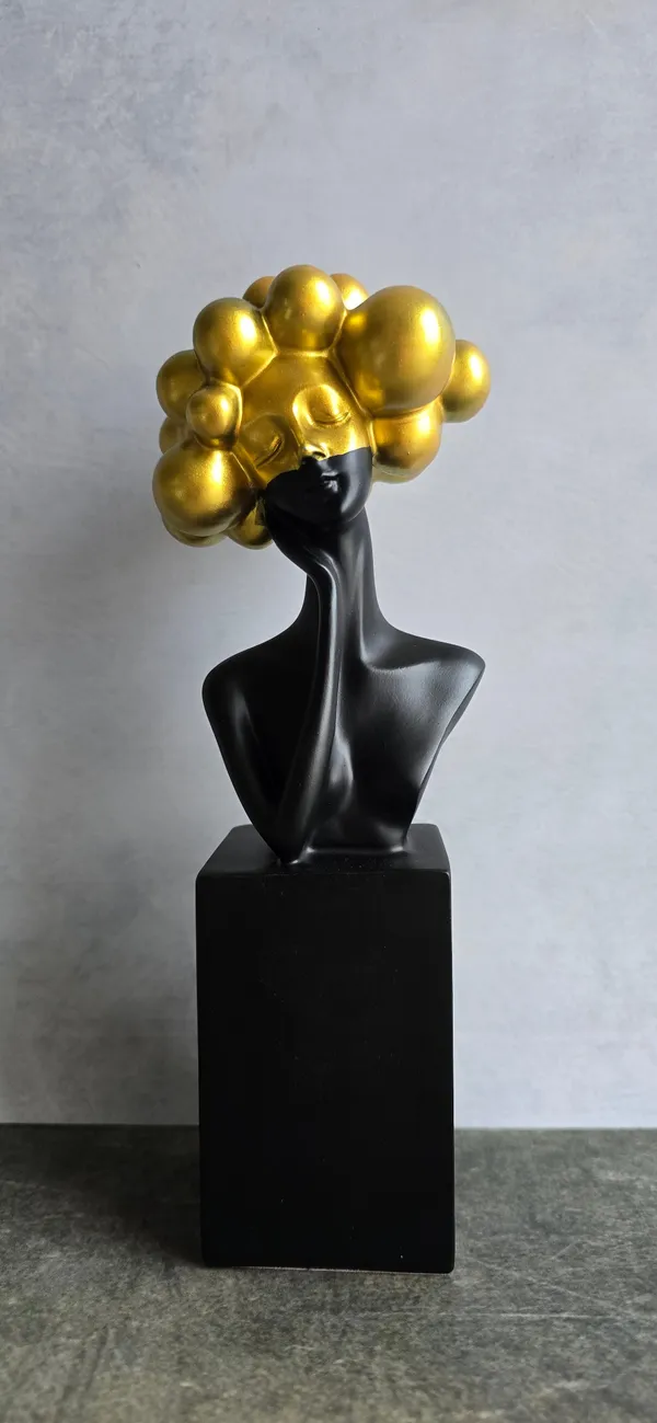Black_&_Golden_Polyresin_Premium_&_Elegant_Decor