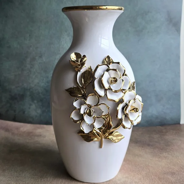 White_&_Golden_Ceramic_Premium_&_Elegant_Large_Vase