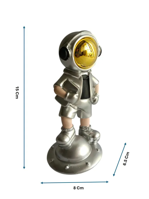 Small_Astronaut_with_Silver_Jacket