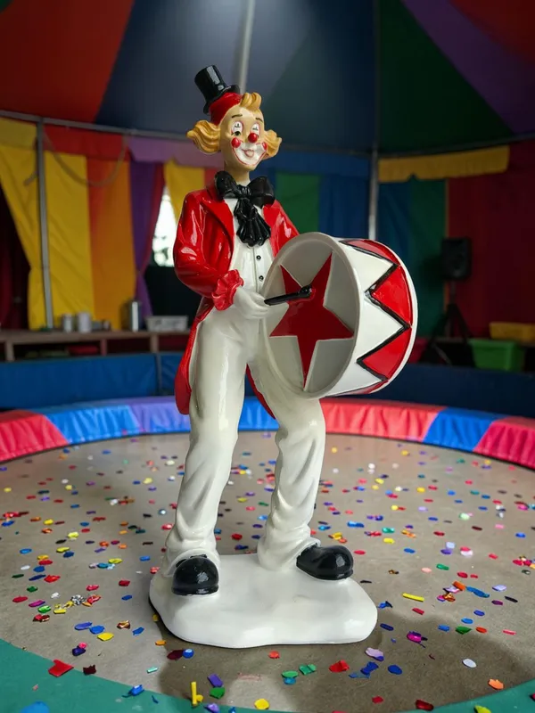 Drum_Shield_Clown_Figurine