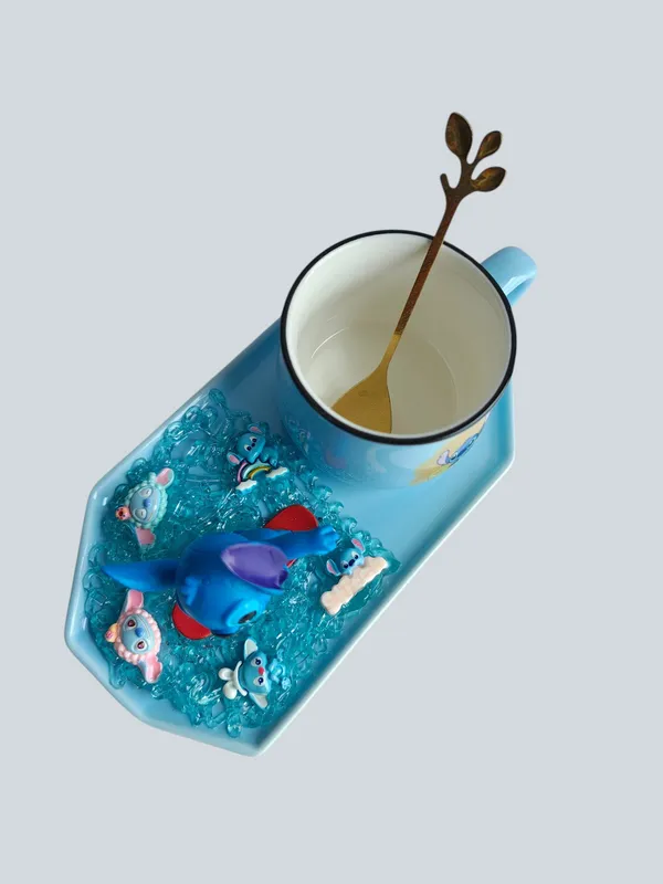 Stitch_3D-_Mug_&_tray_Set_-_Surfer_Citrus_Edition