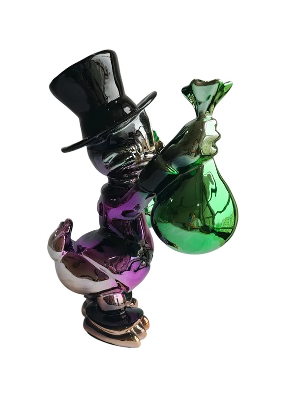 Billionaire_Duck_Table_Decor_Figurine