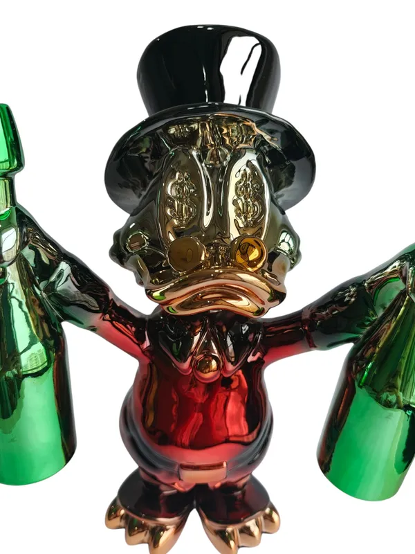 Billionaire_Duck_Table_Decor_Figurine