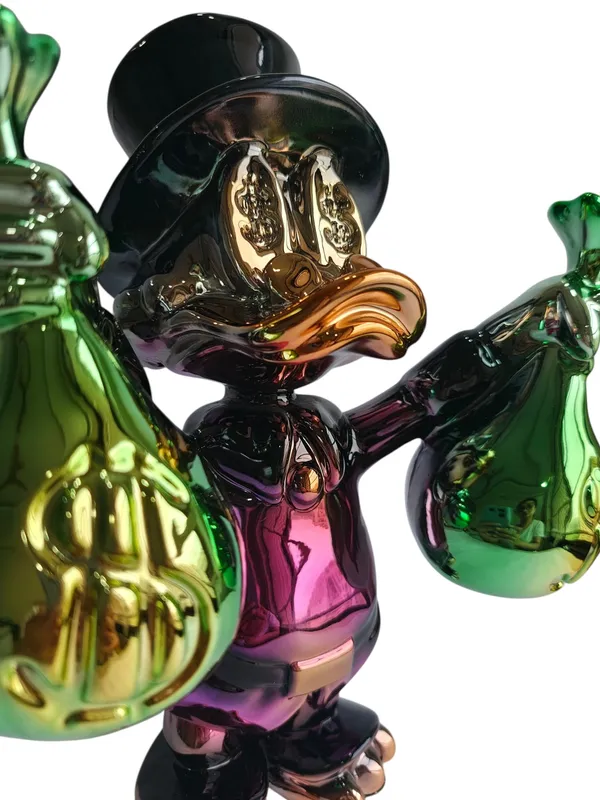 Billionaire_Duck_Table_Decor_Figurine
