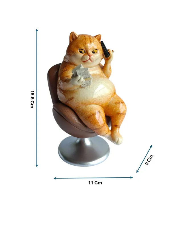 Boss_Cat_-_Millionaire_Cat_on_Swivel_Chair_with_Money_&_Phone_Figurine