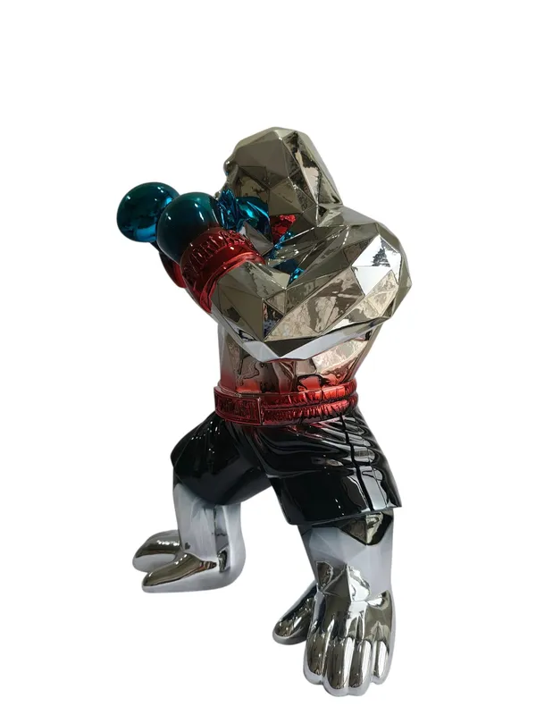 Boxing_Gorilla_Table_Decor_Figurine_-_Champion_Style_Sculpture