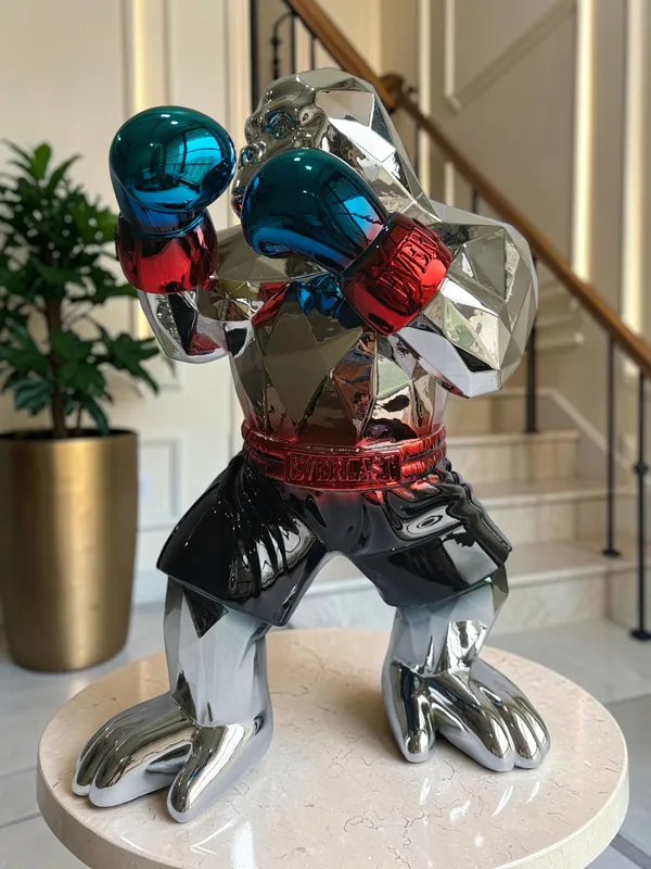Boxing_Gorilla_Table_Decor_Figurine_-_Champion_Style_Sculpture