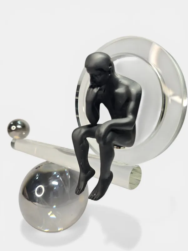 Balancing_Man