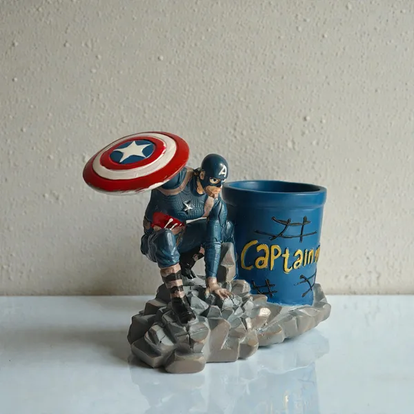 Captain_America_Pen_Stand