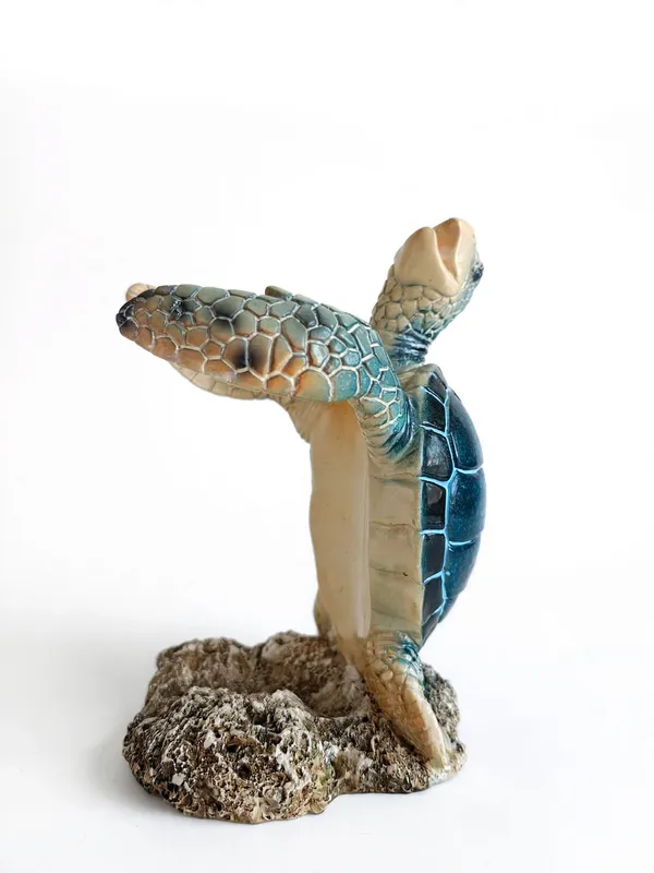 Deep_Blue_-_Majestic_Blue_Turtle_Bottle_Holder