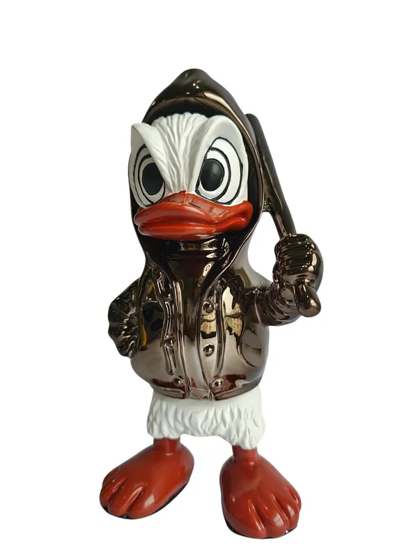 Donald_Duck_Table_Decor_Figurine_-_Metallic_Character_Sculpture