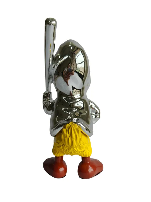 Donald_Duck_Table_Decor_Figurine_-_Metallic_Character_Sculpture