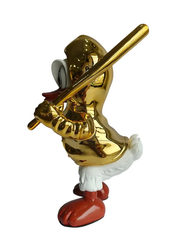 Donald_Duck_Table_Decor_Figurine_-_Metallic_Character_Sculpture