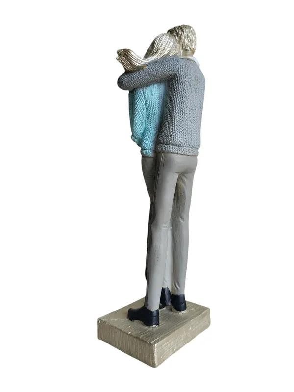 COUPLE-BLU:_Blue_Sweater_Embrace