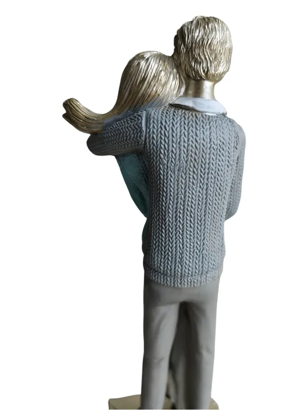 COUPLE-BLU:_Blue_Sweater_Embrace
