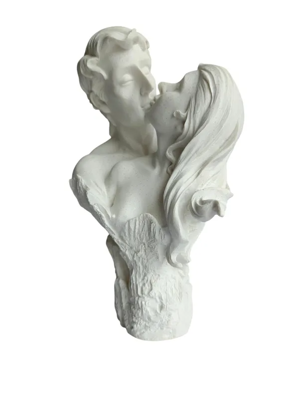 Eternal_Love_Kissing_Couple_Bust_Showpiece_-_Romantic_Couple_Statue