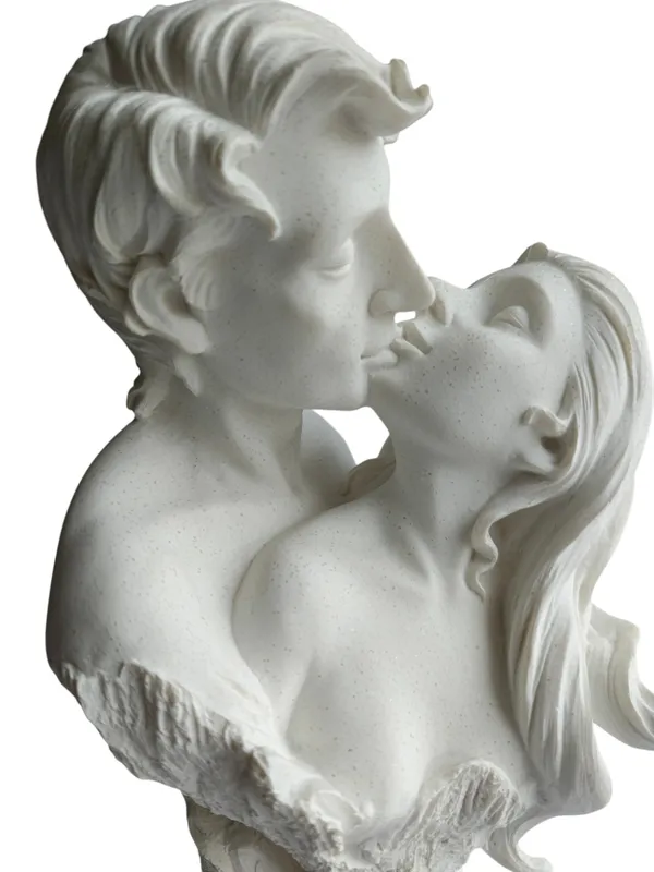 Eternal_Love_Kissing_Couple_Bust_Showpiece_-_Romantic_Couple_Statue