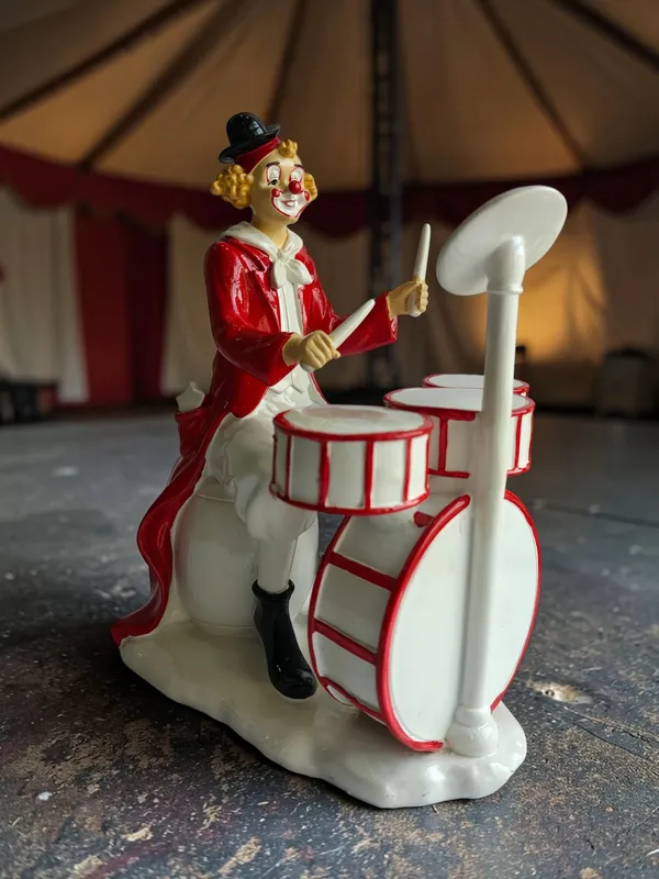 Drummer_Band_Clown_Figurine