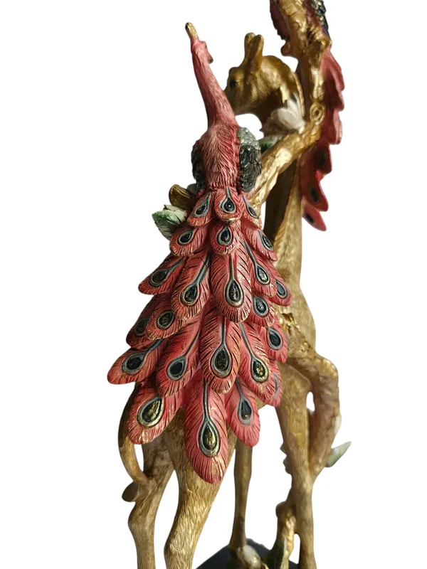 Golden_Giraffe_with_Twin_Peacocks_Sculpture_-_Luxury_Resin_Table_Decor