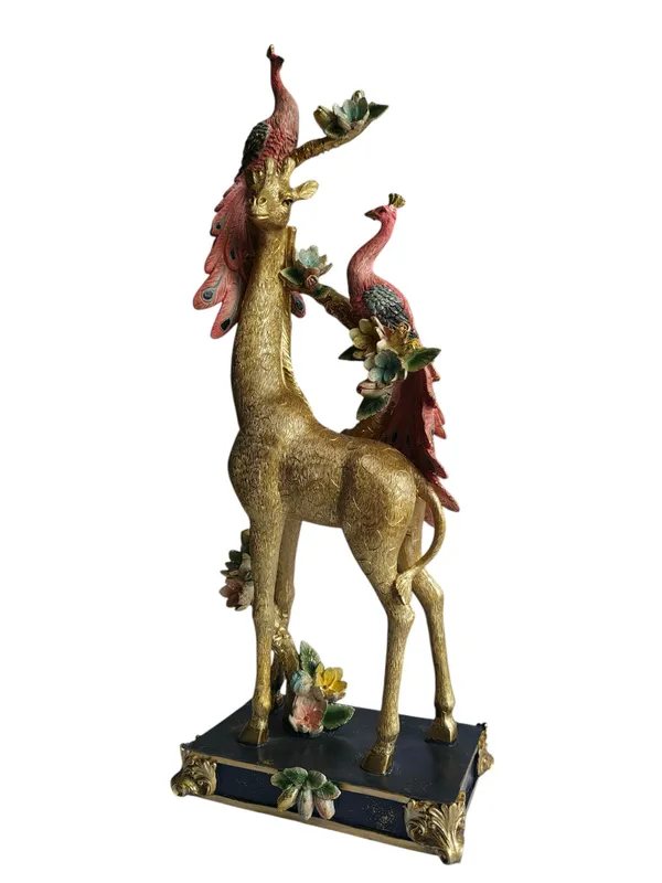 Golden_Giraffe_with_Twin_Peacocks_Sculpture_-_Luxury_Resin_Table_Decor