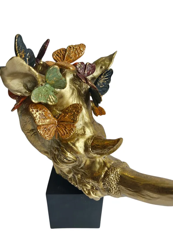 Golden_Rhino_Butterfly_Sculpture_-_Luxury_Resin_Table_Decor