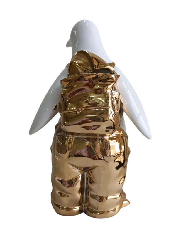 Golden_Tux_Penguin_-_Luxury_Ceramic_Vase_Figurine