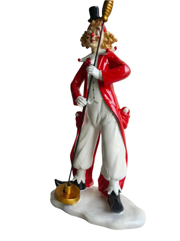 Grand_Ringmaster_-_Vintage_Circus_Clown_with_Golden_Staff_Figurine