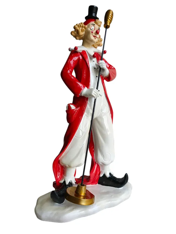 Grand_Ringmaster_-_Vintage_Circus_Clown_with_Golden_Staff_Figurine