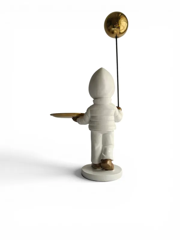 Astronaut_Platter__With_Balloon