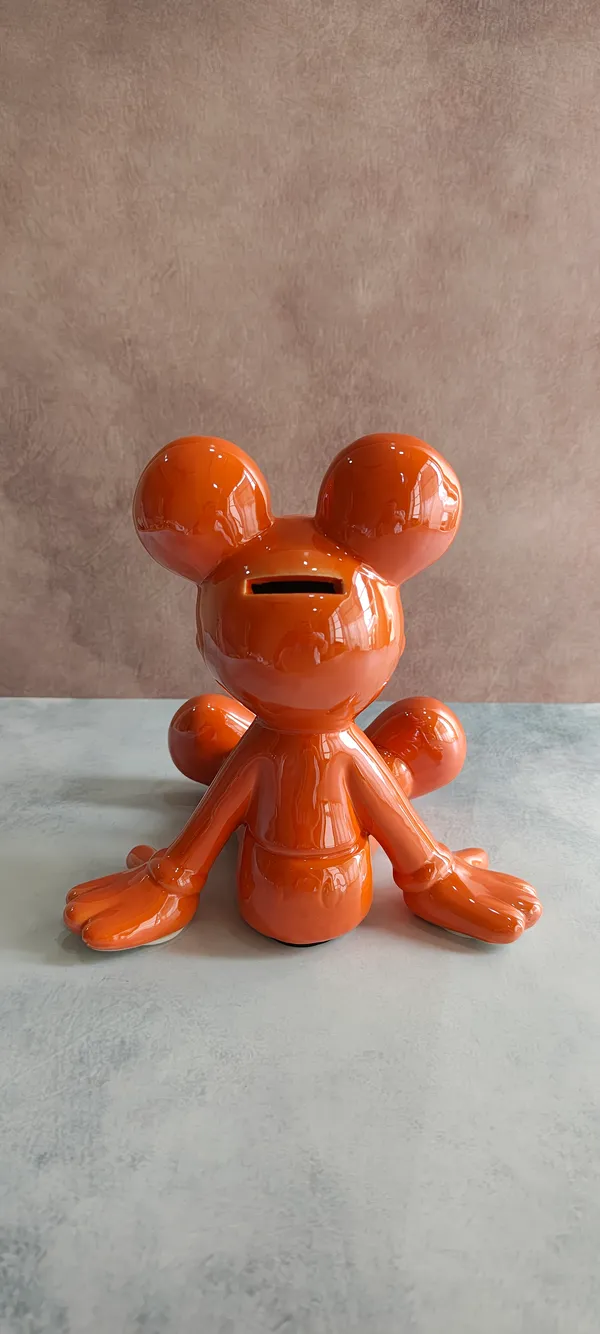 Orange_Sitting_Mickey